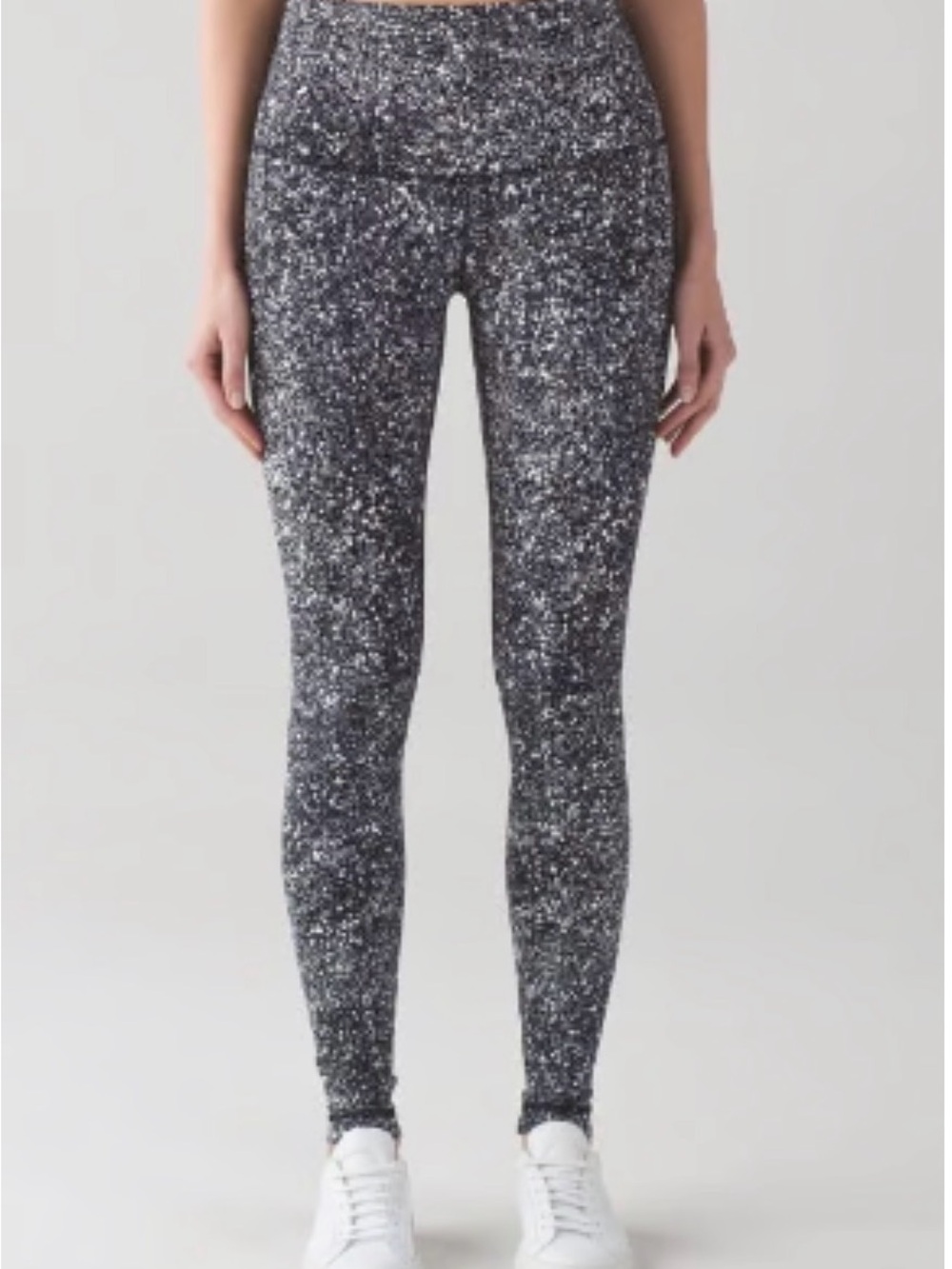 Lululemon Wunder Under 31” Luxtreme Black/White Print Leggings